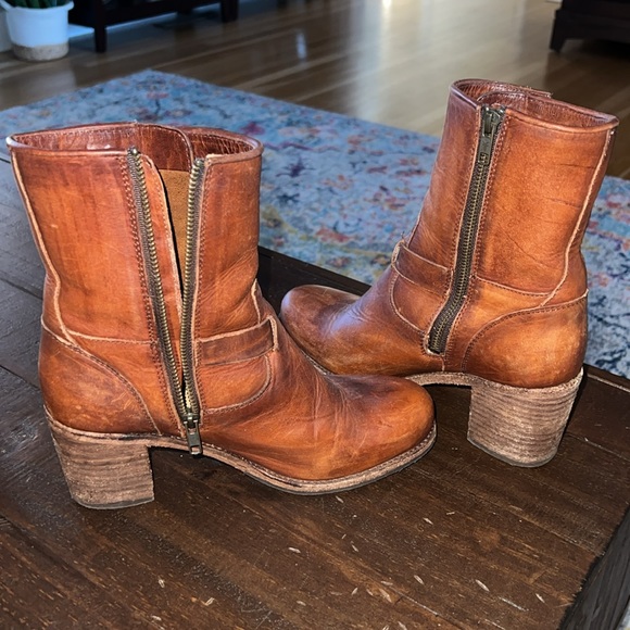 Frye Boots - Picture 6 of 7